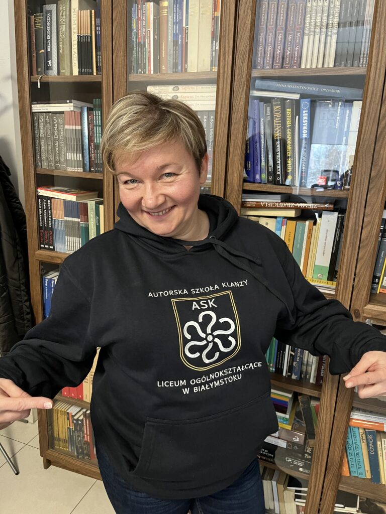 Już jest! Szkolna bluza ASK!